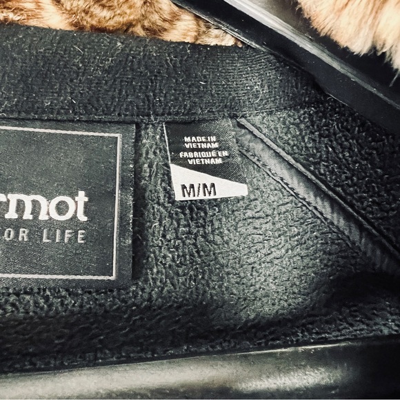 Marmot Women’s Black Furlong Jacket with Brown Faux-Fur Hood, Size Medium - Picture 5 of 13